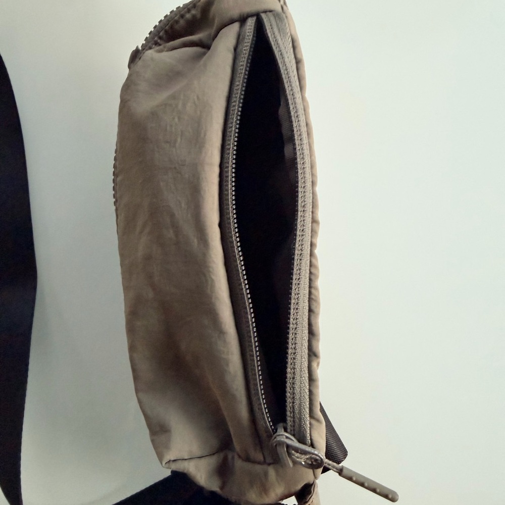 Lululemon Athletica Taupe Belt Bag - Picture 4 of 9